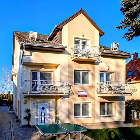 Moon Light Apartment Hévíz Екстериор снимка