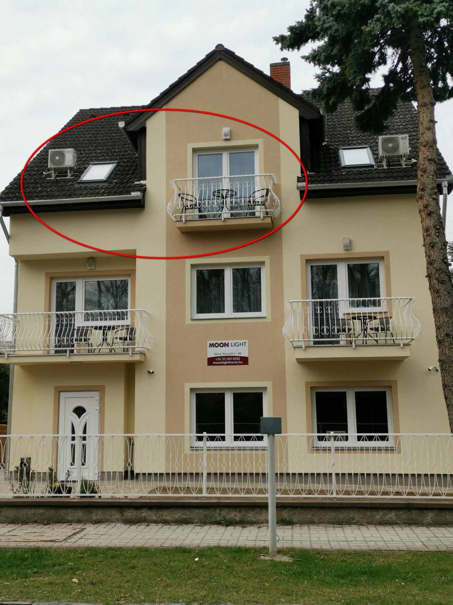 Moon Light Apartment Hévíz Екстериор снимка