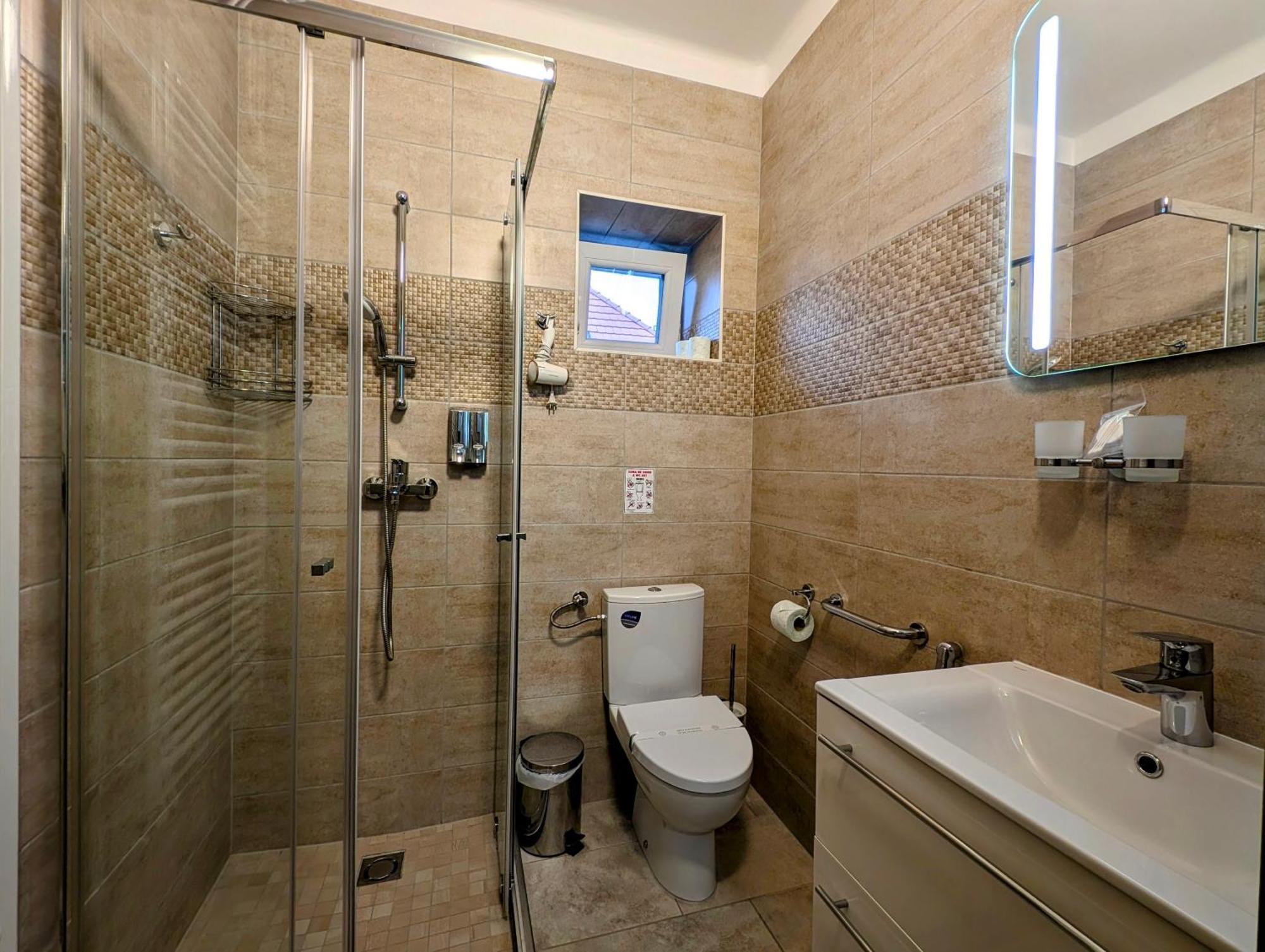 Moon Light Apartment Hévíz Екстериор снимка